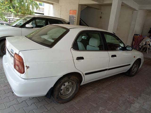 https://images10.gaadi.com/usedgaadi-sellcar/UsedCar/e5e7232da/97c6112a-4217-40cb-9aca-cfb80320f459.jpg?imwidth=6402