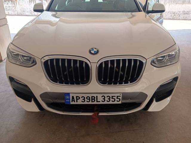 https://images10.gaadi.com/usedgaadi-sellcar/UsedCar/e5e75199a/24c89989-3aca-4e0d-8820-087ed6064acc.jpg?imwidth=6400