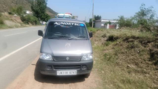 https://images10.gaadi.com/usedgaadi-sellcar/UsedCar/e5e77724a/e83f70a8-8229-4acd-bc96-7b37cbc208eb.jpeg?imwidth=6400
