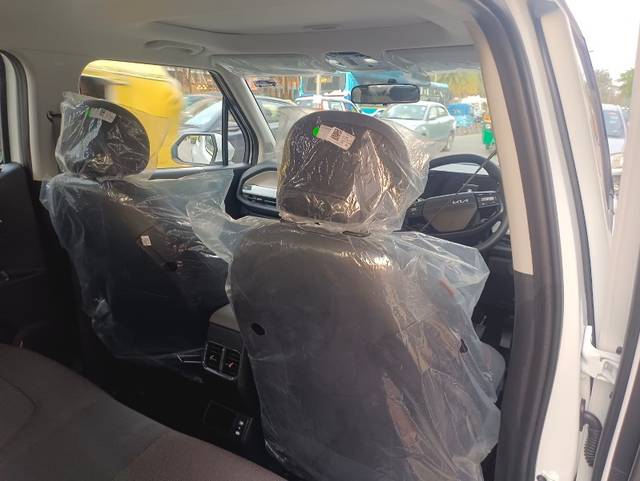 https://images10.gaadi.com/usedgaadi-sellcar/UsedCar/e5e7d50fa/0762aea9-8580-406e-914c-a49553d6154f.jpeg?imwidth=6402