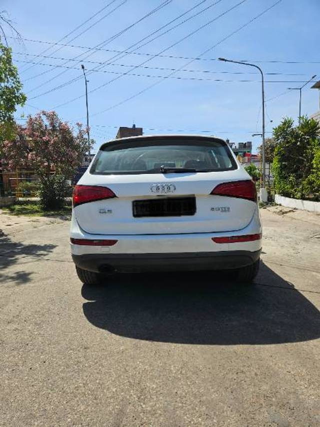 https://images10.gaadi.com/usedgaadi-sellcar/UsedCar/e5e80769a/1c5be1f8-4d9d-4f74-a17f-806484e772de.jpg?imwidth=6401