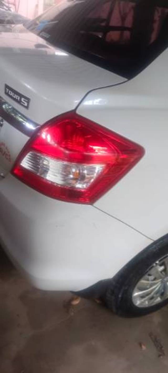 https://images10.gaadi.com/usedgaadi-sellcar/UsedCar/e5e91552a/8f38cf28-1c28-476c-8468-ae62372360fb.jpg?imwidth=6401