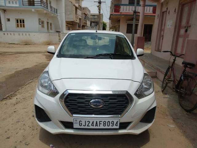 https://images10.gaadi.com/usedgaadi-sellcar/UsedCar/e5e91e01a/25574500-ee8b-4b47-9b33-dfeaea78b594.jpg?imwidth=6400