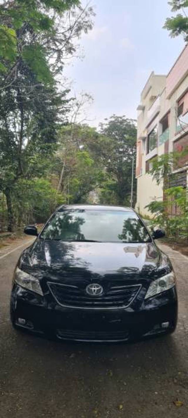 https://images10.gaadi.com/usedgaadi-sellcar/UsedCar/e5e92aaaa/f972fcf8-9e1b-4f0b-b27c-c9b575823b7c.jpg?imwidth=6400