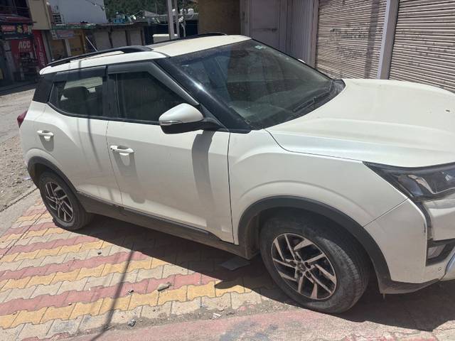 https://images10.gaadi.com/usedgaadi-sellcar/UsedCar/e5e9761fa/828634f7-c290-45e8-a0a6-4467ab4afe41.jpeg?imwidth=6401