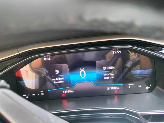 https://images10.gaadi.com/usedgaadi-sellcar/UsedCar/e5ea2e32a/281378a0-eb1e-49c2-b5b7-49646174ad7c.jpg?imwidth=6402