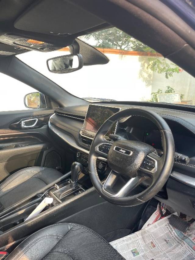 https://images10.gaadi.com/usedgaadi-sellcar/UsedCar/e5eb0519a/ab326e6d-fb00-4152-b659-ceea40744867.jpeg?imwidth=6402
