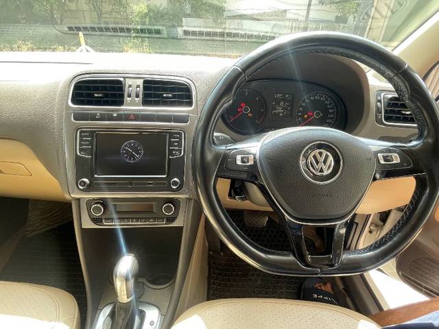 https://images10.gaadi.com/usedgaadi-sellcar/UsedCar/e5eb085aa/5a8600b1-2ffc-480e-adef-7e75fc5b4c11.jpeg?imwidth=6401