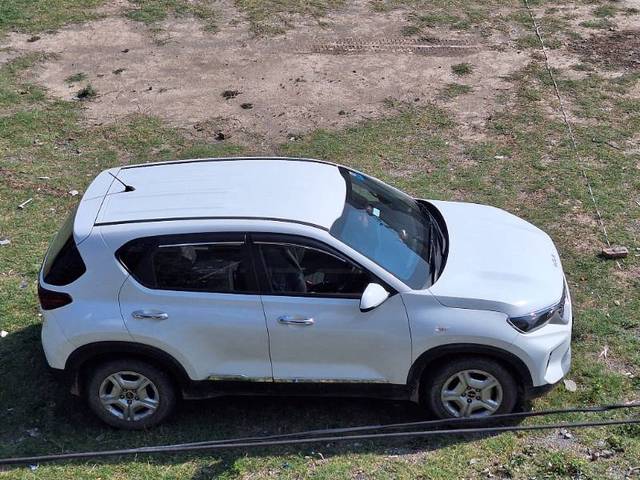 https://images10.gaadi.com/usedgaadi-sellcar/UsedCar/e5eb4356a/3e9ee5bf-040e-4f30-8789-2f0411c3f646.jpg?imwidth=6401