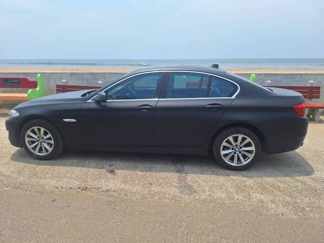 https://images10.gaadi.com/usedgaadi-sellcar/UsedCar/e5ebc187a/2ff1b3fc-09c1-4227-98a2-bbab5b1b7936.jpeg?imwidth=6402
