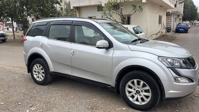 https://images10.gaadi.com/usedgaadi-sellcar/UsedCar/e5ebf150a/070bc758-706a-45c9-a898-6edfcdb75dfd.jpg?imwidth=6400