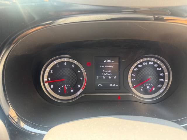https://images10.gaadi.com/usedgaadi-sellcar/UsedCar/e5ecbe9da/fbf43d00-6ff3-41f8-8089-a86de5143a83.jpeg?imwidth=6401