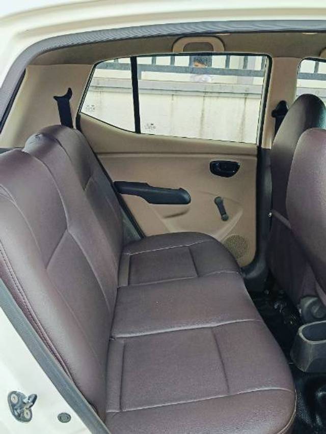 https://images10.gaadi.com/usedgaadi-sellcar/UsedCar/e5ecc56ea/f73b89c8-a114-4fc4-97a7-898e903536ab.jpg?imwidth=6402