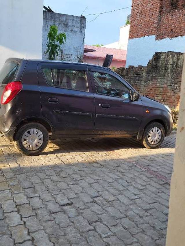 https://images10.gaadi.com/usedgaadi-sellcar/UsedCar/e5ed81b7a/819ee517-b6fd-423c-8343-918d32028adc.jpg?imwidth=6400