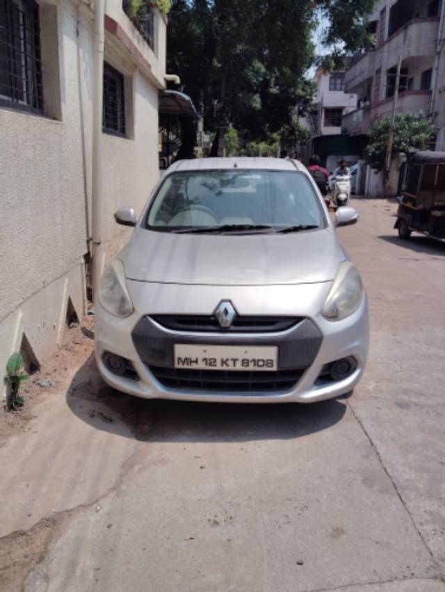 https://images10.gaadi.com/usedgaadi-sellcar/UsedCar/e5edeb1ea/d74f0bac-fcf1-4d72-996f-c7637a2ac7be.jpeg?imwidth=6400