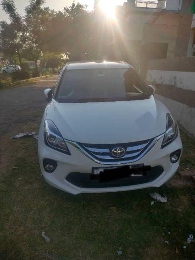 https://images10.gaadi.com/usedgaadi-sellcar/UsedCar/e5ee4b7aa/162509ed-99aa-4994-816a-2d7c26a074e6.jpg?imwidth=6400