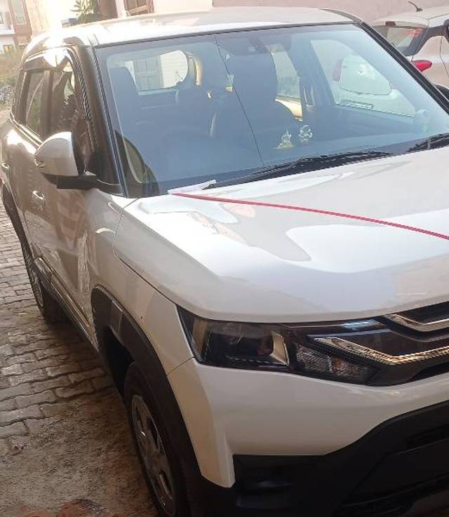 https://images10.gaadi.com/usedgaadi-sellcar/UsedCar/e5ee7217a/e7e2b870-f71f-4176-905c-1a07e2b5dca2.jpg?imwidth=6400