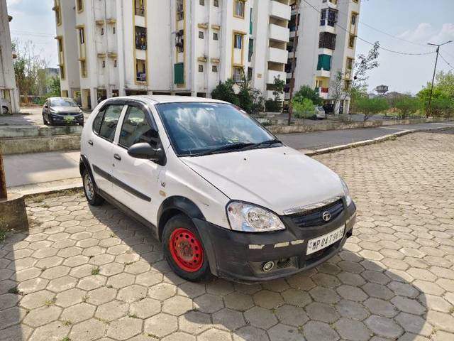 https://images10.gaadi.com/usedgaadi-sellcar/UsedCar/e5eee088a/3d3503cc-8092-411c-9ee3-66c5479be11c.jpg?imwidth=6400
