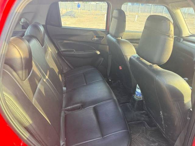 https://images10.gaadi.com/usedgaadi-sellcar/UsedCar/e5ef6b48a/ecc37d53-8ed2-4859-b123-54b349fc6d2f.jpg?imwidth=6401