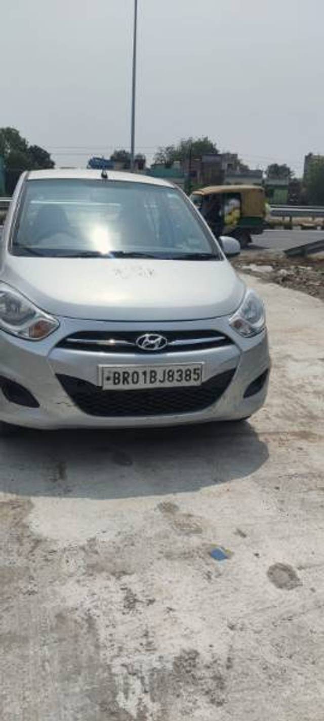 https://images10.gaadi.com/usedgaadi-sellcar/UsedCar/e5ef6cf9a/bf7de659-840e-42ce-8ce2-66e3242d1ba0.jpeg?imwidth=6400