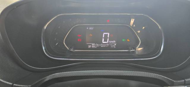 https://images10.gaadi.com/usedgaadi-sellcar/UsedCar/e5ef6eb3a/6cbc8b63-826c-46ef-abfc-9b12526d3ea0.jpg?imwidth=6401