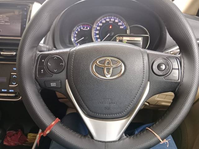 https://images10.gaadi.com/usedgaadi-sellcar/UsedCar/e5ef73e6a/356b653d-61bb-4c13-ad37-b62891dea407.jpeg?imwidth=6402