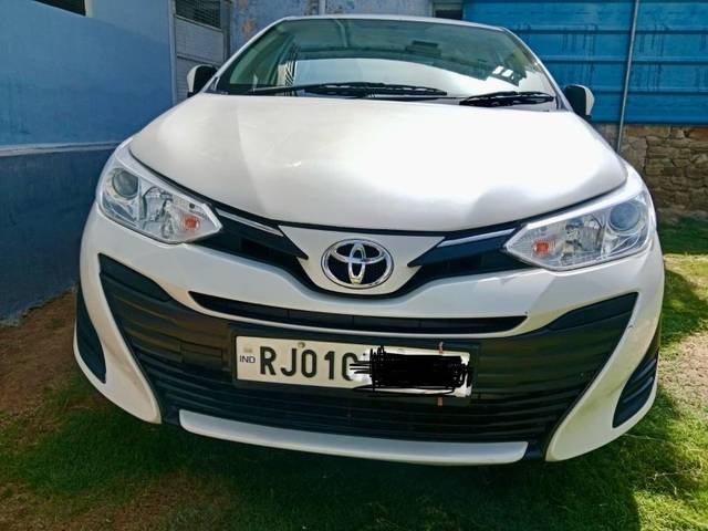 https://images10.gaadi.com/usedgaadi-sellcar/UsedCar/e5ef73e6a/3edfd0fd-4c0e-4629-a3ee-8f6fd4906690.jpeg?imwidth=6400