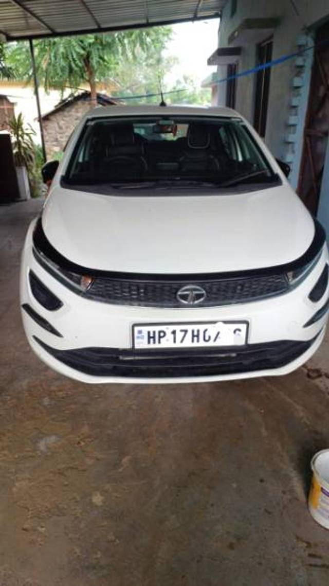 https://images10.gaadi.com/usedgaadi-sellcar/UsedCar/e5efd3a5a/dc333ba4-fce2-4669-baef-0fead5dc5c1d.jfif?imwidth=6400
