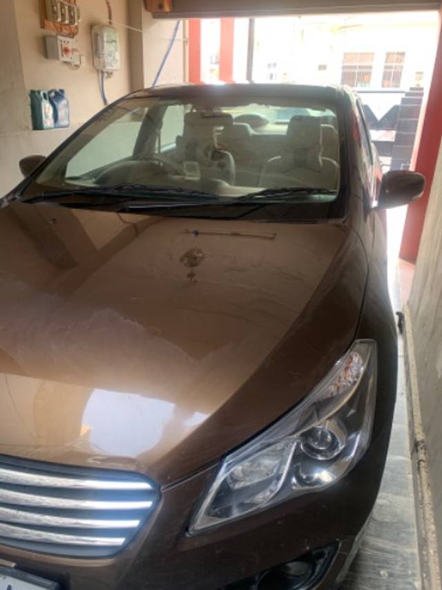 https://images10.gaadi.com/usedgaadi-sellcar/UsedCar/e5eff3a0a/88366b0a-f107-4c37-a594-99e1b7b63ce2.jpg?imwidth=6400