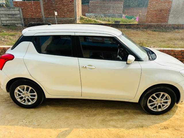 https://images10.gaadi.com/usedgaadi-sellcar/UsedCar/e5f1f9fba/ab494628-1011-45ff-b4ef-419c8f9d4ea9.jpeg?imwidth=6400