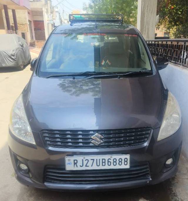 https://images10.gaadi.com/usedgaadi-sellcar/UsedCar/e5f20dcea/4fd26805-311d-4a74-9d18-baa2921dfd5b.jpg?imwidth=6400