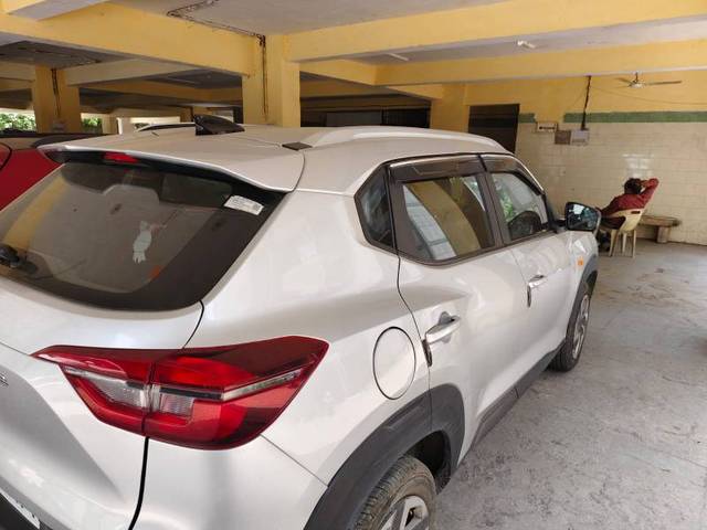https://images10.gaadi.com/usedgaadi-sellcar/UsedCar/e5f269d9a/d64753e5-8d6c-4143-b141-64a58dbf0a38.jpeg?imwidth=6401