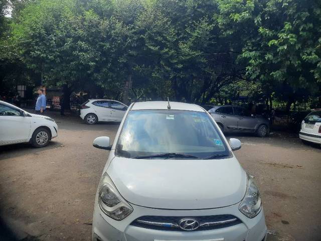 https://images10.gaadi.com/usedgaadi-sellcar/UsedCar/e5f2b0a8a/0c45c5c5-a062-4c99-bb87-641a1f8706ab.jpg?imwidth=6400
