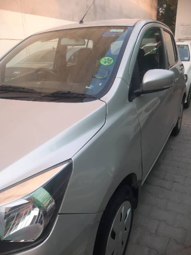 https://images10.gaadi.com/usedgaadi-sellcar/UsedCar/e5f2d7a0a/73ab0ff5-7694-43b2-b5fd-cd35d7098662.jpeg?imwidth=6400