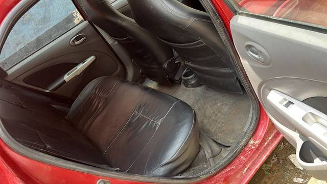 https://images10.gaadi.com/usedgaadi-sellcar/UsedCar/e5f2ef59a/9a77aa20-a2c5-4e95-8d09-4c534e52e3cd.jpeg?imwidth=6401