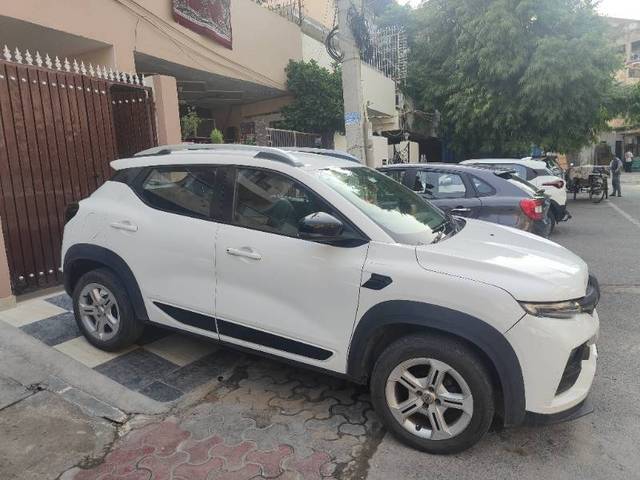 https://images10.gaadi.com/usedgaadi-sellcar/UsedCar/e5f4ae3da/28c9c59b-4d06-423d-94f1-6a51c8613415.jpg?imwidth=6400