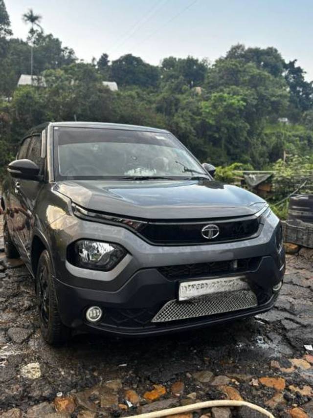https://images10.gaadi.com/usedgaadi-sellcar/UsedCar/e5f52de4a/0bbcaaf0-854d-4f84-b8b6-f6c78c716711.jpg?imwidth=6400