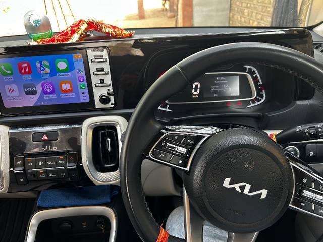 https://images10.gaadi.com/usedgaadi-sellcar/UsedCar/e5f53ff4a/8f561a84-e2ac-4e12-8c30-341a3098d6f6.jpeg?imwidth=6401
