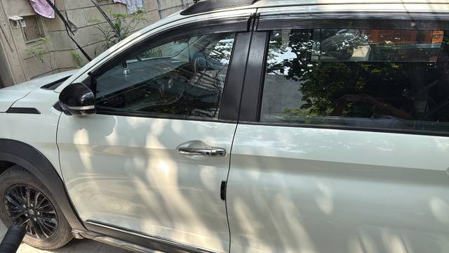 https://images10.gaadi.com/usedgaadi-sellcar/UsedCar/e5f57c4ea/88ddb007-c772-477a-9474-b3a41600078a.jpeg?imwidth=6402