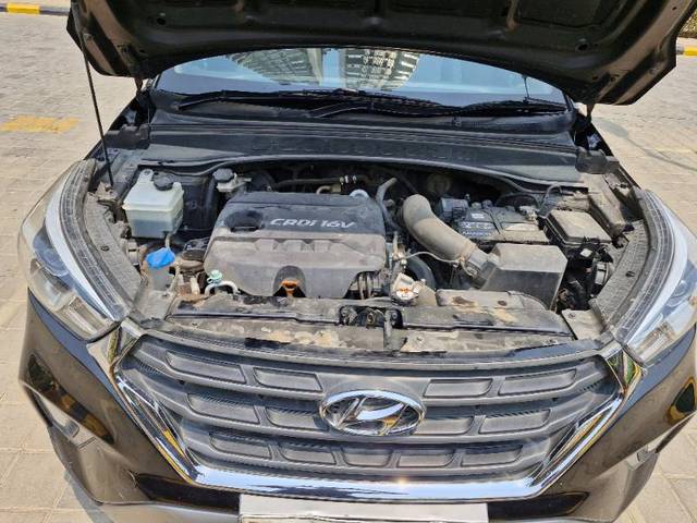 https://images10.gaadi.com/usedgaadi-sellcar/UsedCar/e5f597f3a/87ef6d94-5ce2-4409-b7fb-8bb7685806ac.jpg?imwidth=6401