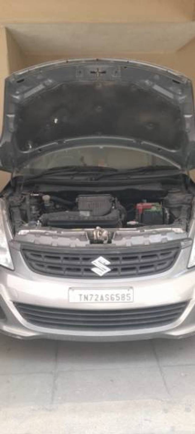 https://images10.gaadi.com/usedgaadi-sellcar/UsedCar/e5f5f5c9a/9dd3d75c-de7b-4b08-bbe9-6b0188cf4d9e.jpg?imwidth=6402