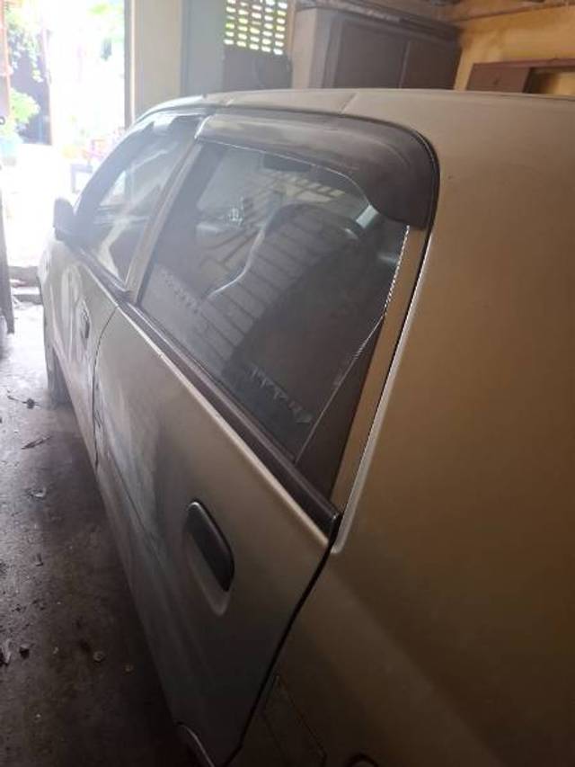 https://images10.gaadi.com/usedgaadi-sellcar/UsedCar/e5f63cdba/e31d69ea-be1e-4597-a4fc-0dcb1500f4e4.jpg?imwidth=6402