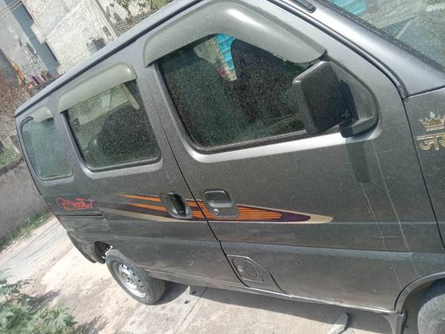 https://images10.gaadi.com/usedgaadi-sellcar/UsedCar/e5f6aa14a/57c9725c-c6b9-4137-9696-5ca2a6d97ad9.jpg?imwidth=6402