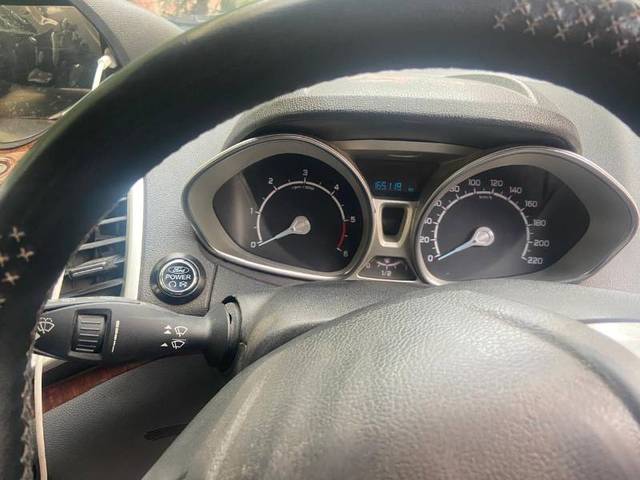 https://images10.gaadi.com/usedgaadi-sellcar/UsedCar/e5f6aa3ca/4ff7c0fb-bb6e-490d-a05e-e72c872dc64e.jpg?imwidth=6401