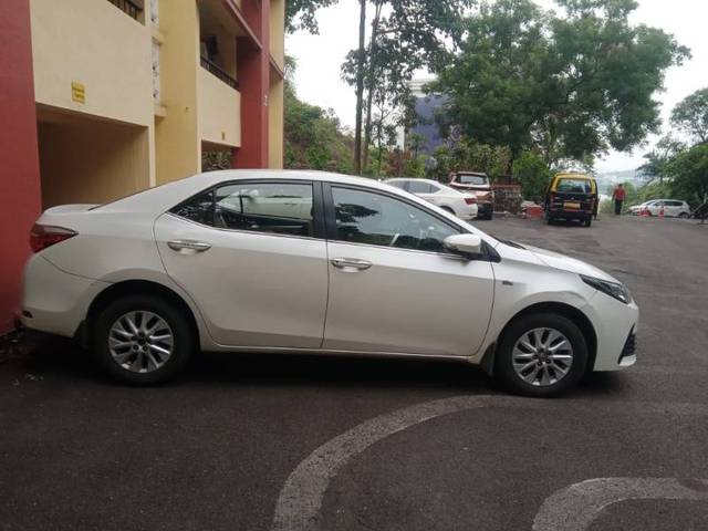 https://images10.gaadi.com/usedgaadi-sellcar/UsedCar/e5f6e2eba/8970c701-1f61-4c0d-ba5c-787a0780e401.jpg?imwidth=6401