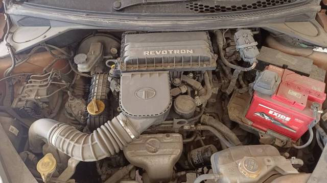 https://images10.gaadi.com/usedgaadi-sellcar/UsedCar/e5f709aea/80b9196b-e81b-4a4e-9e68-fb8fcc681e78.jpg?imwidth=6401