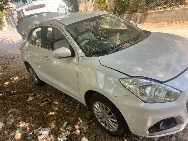 https://images10.gaadi.com/usedgaadi-sellcar/UsedCar/e5f73dc1a/534c6adc-1f84-45f0-bde2-395f5f53e1a1.jpeg?imwidth=6402