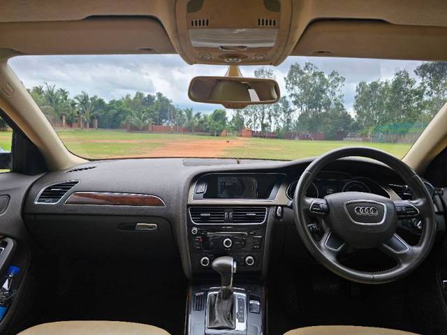 https://images10.gaadi.com/usedgaadi-sellcar/UsedCar/e5f74f64a/3836636d-9322-48ca-8f58-52cdaa52bbb9.jpg?imwidth=6402