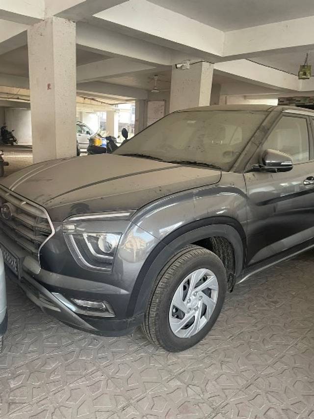 https://images10.gaadi.com/usedgaadi-sellcar/UsedCar/e5f7ac1da/35580c63-3773-42a8-b2f7-f9cece6a36c9.jpg?imwidth=6400