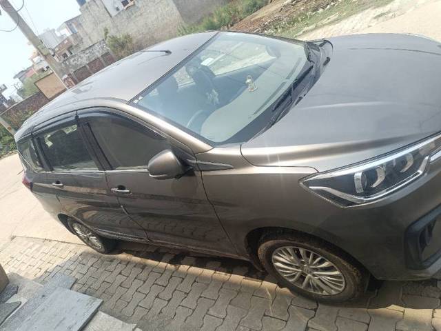 https://images10.gaadi.com/usedgaadi-sellcar/UsedCar/e5f81566a/aac50d45-a08f-4cbe-844d-594d1cd2f585.jpg?imwidth=6401